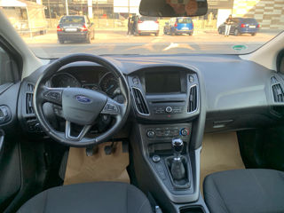 Ford Focus foto 9