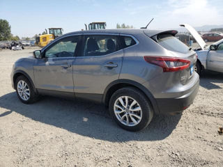 Nissan Rogue foto 2