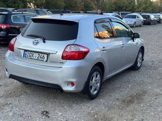 Toyota Auris foto 4