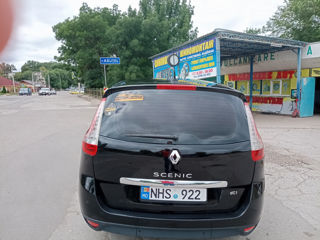 Renault Grand Scenic foto 6