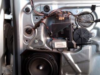 Instalalm calitativ acustica,amplificatoare,sabwoofere în automobil cu garanție! foto 4