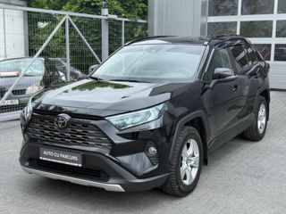 Toyota Rav 4 фото 0