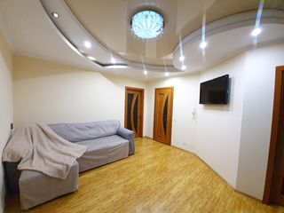 Spre Chirie apartament, 2-camere + Living, Bloc nou, Centru, Lev Tolstoi Hipermarket N-1 foto 2