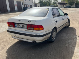 Toyota Carina foto 6