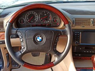 BMW 7 Series foto 7