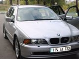 BMW 5 Series foto 1