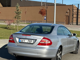 Mercedes CLK-Class foto 4