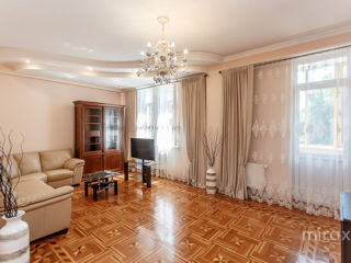 Apartament cu 2 camere, 116 m², Centru, Chișinău