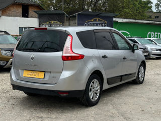 Renault Grand Scenic foto 6