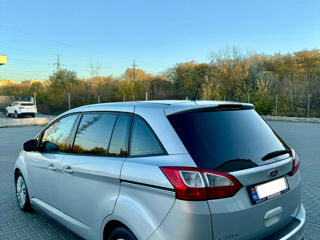 Ford Grand C-MAX foto 6