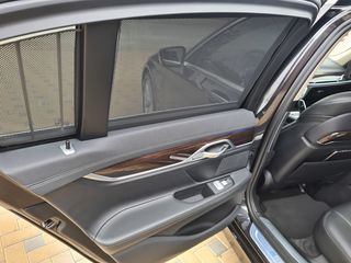 BMW 7 Series foto 7