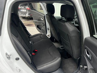 Renault Clio foto 17