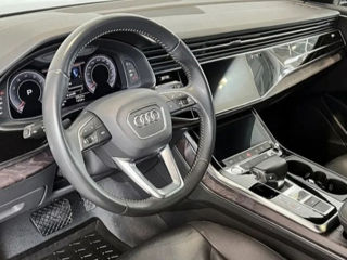 Audi Q8 foto 7