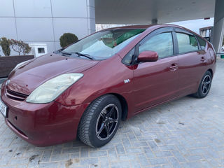 Toyota Prius foto 1