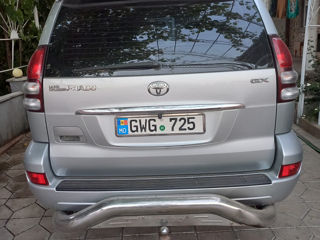 Toyota Land Cruiser foto 1