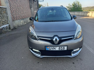 Renault Grand Scenic foto 6