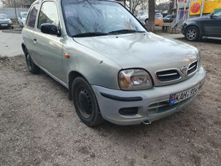 Nissan Micra foto 2