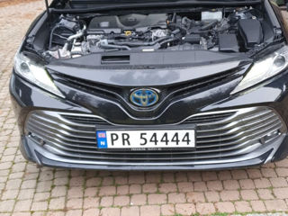 Toyota Camry foto 2