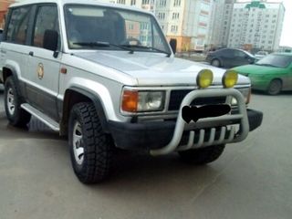 Isuzu Trooper foto 2