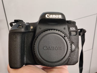 Canon EOS 77D Ef-s 18-135 IS USM foto 4