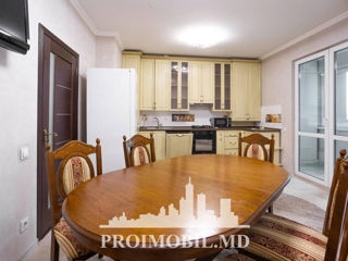 Apartament cu 3 camere, 98 m², Buiucani, Chișinău foto 9