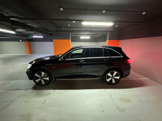 Mercedes GLC foto 1