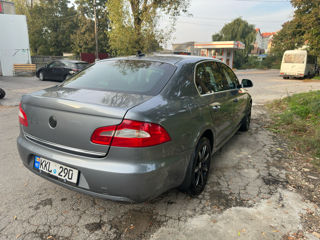 Skoda Superb foto 3