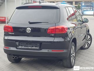 Volkswagen Tiguan foto 3