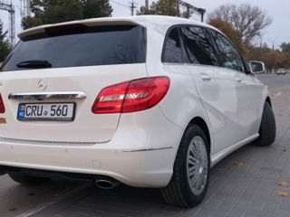 Mercedes B-Class foto 4