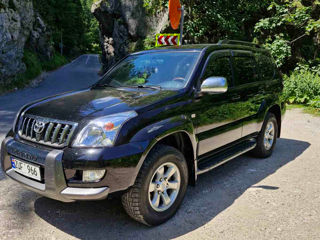 Toyota Land Cruiser Prado foto 2