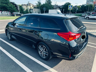 Toyota Auris foto 4