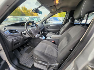 Renault Grand Scenic foto 19