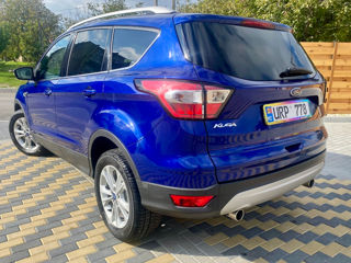 Ford Kuga foto 3