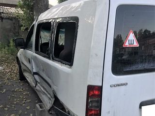 Opel Combo foto 2