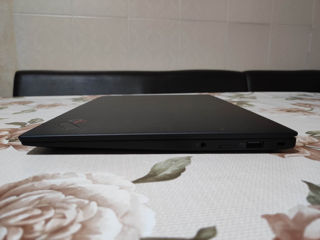 Lenovo Thinkpad x1 Gen 9 Carbon foto 4