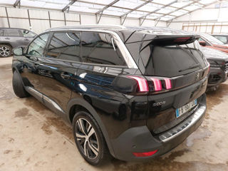 Peugeot 5008 foto 4