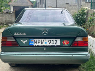 Mercedes Series (W124) фото 5