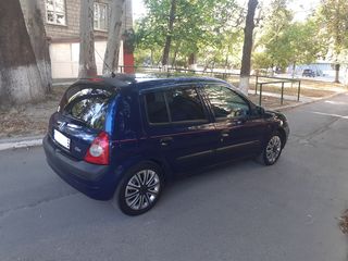 Renault Clio foto 3