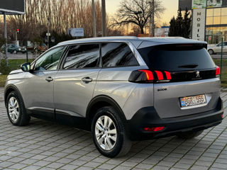 Peugeot 5008 foto 4