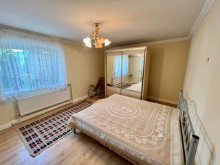 Apartament cu 3 camere, 81 m², Centru, Chișinău foto 2