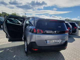 Peugeot 5008 foto 5