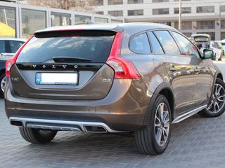 Volvo V60 foto 4