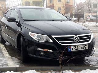 Volkswagen Passat CC foto 1