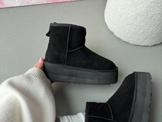 UGG Mini Platform foto 2