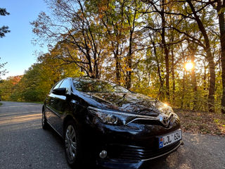 Toyota Auris foto 2