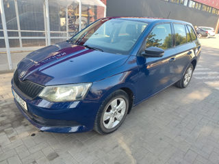 Skoda Fabia foto 2