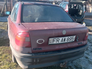 Opel Astra foto 2