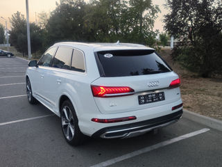 Audi Q7 foto 4