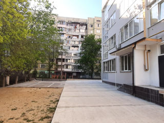 Apartament cu 1 cameră, 56 m², Botanica, Chișinău foto 8