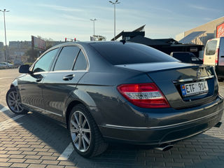 Mercedes C-Class foto 4